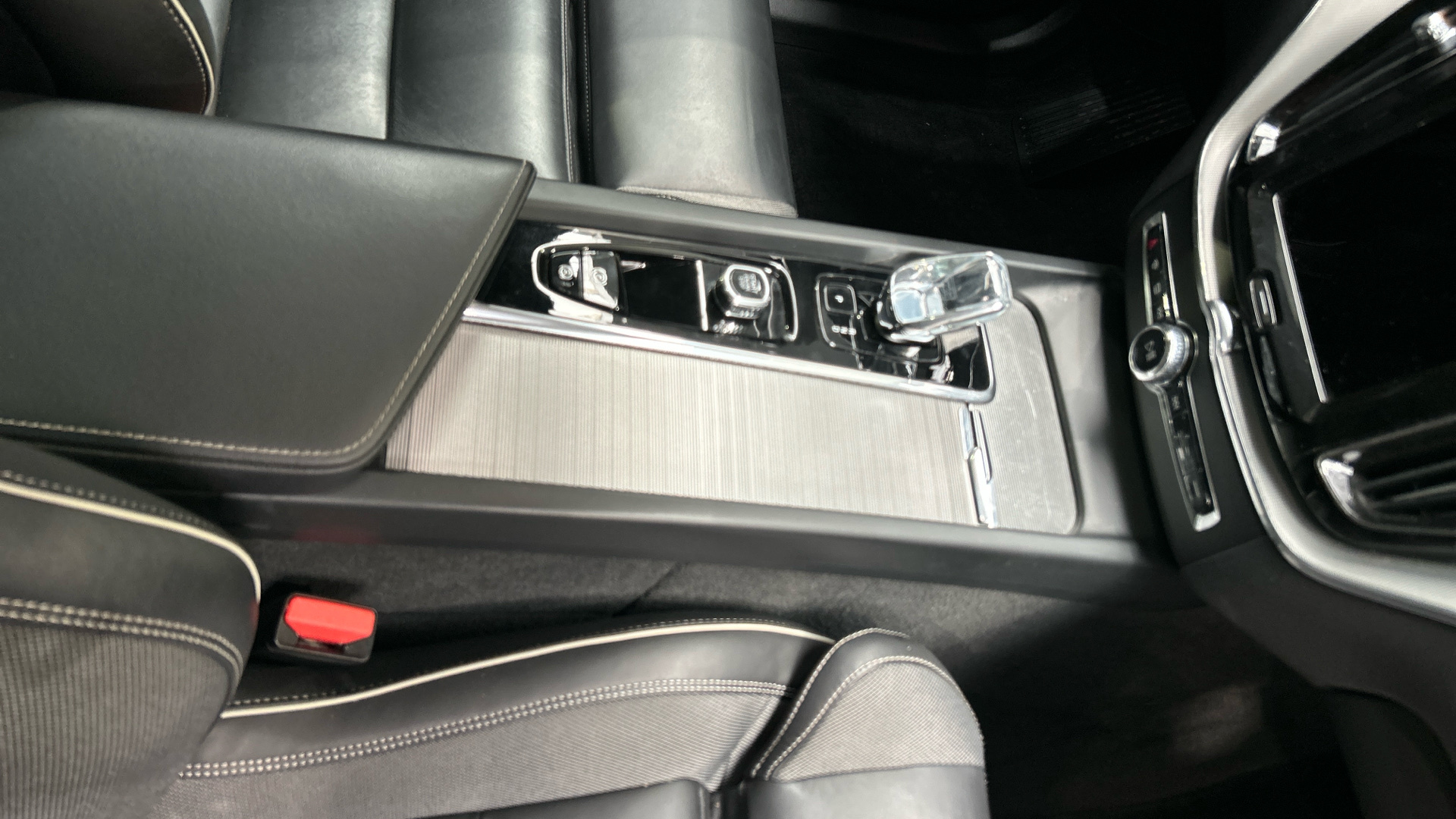 Volvo XC60 segunda mano 82898915 - 25