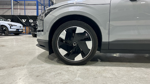 Volvo EX30 Single Motor Extended Range Ultra Auto 200 kW (272 CV) - 8 Volvo EX30 Ultra Ocasión 200 KW (272CV) - 8