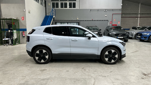 Volvo EX30 Single Motor Extended Range Core Auto 200 kW (272 CV) - 28 Volvo EX30 Single Motor BEV Ocasión 200 KW (272CV) - 28