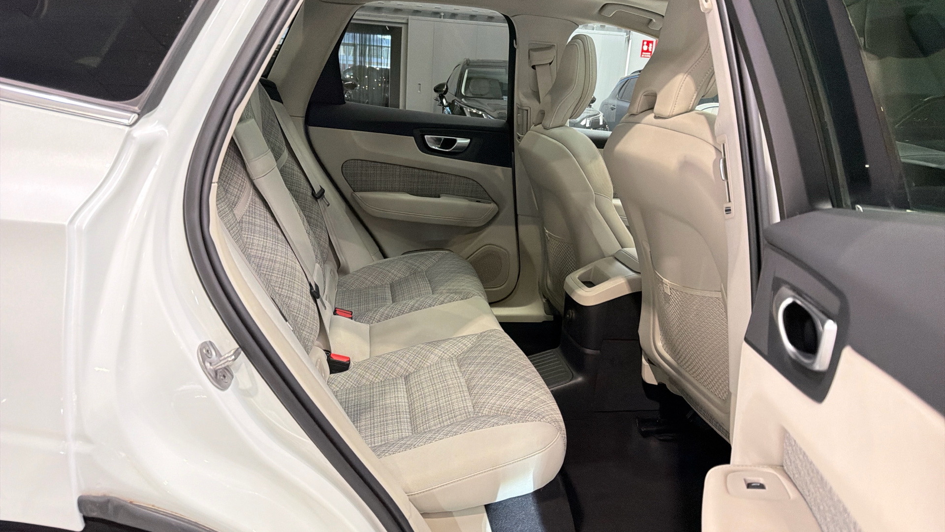 Volvo XC60 segunda mano 82898930 - 30 Volvo XC60 segunda mano 82898930 - 30