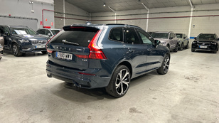 Volvo XC60 T6 Recharge Ultra Dark AWD Auto 257 kW (350 CV) - 35 Volvo XC60 T6 Ocasión 257 KW (350CV) - 35
