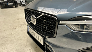 Volvo XC60 T6 Recharge Ultra Dark AWD Auto 257 kW (350 CV) - 38 Volvo XC60 T6 Ocasión 257 KW (350CV) - 38