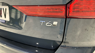 Volvo XC60 T6 Recharge Ultra Dark AWD Auto 257 kW (350 CV) - 47 Volvo XC60 T6 Ocasión 257 KW (350CV) - 47