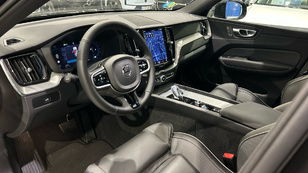 Volvo XC60 B5 G Plus Dark AWD Auto 184 kW (250 CV) - 3 Volvo XC60 B5 G Ocasión 184 KW (250CV) - 3