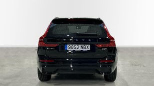 Volvo XC60 B5 G Plus Dark AWD Auto 184 kW (250 CV) - 5 Volvo XC60 B5 G Ocasión 184 KW (250CV) - 5