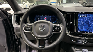Volvo XC60 B5 G Plus Dark AWD Auto 184 kW (250 CV) - 8 Volvo XC60 B5 G Ocasión 184 KW (250CV) - 8