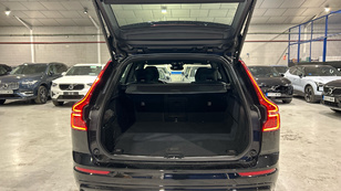Volvo XC60 B5 G Plus Dark AWD Auto 184 kW (250 CV) - 11 Volvo XC60 B5 G Ocasión 184 KW (250CV) - 11