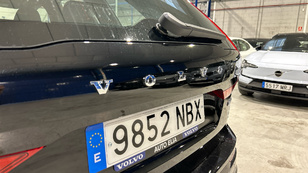 Volvo XC60 B5 G Plus Dark AWD Auto 184 kW (250 CV) - 38 Volvo XC60 B5 G Ocasión 184 KW (250CV) - 38