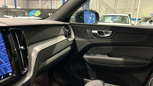 Volvo XC60 B5 G Plus Dark AWD Auto 184 kW (250 CV) - 47 Volvo XC60 B5 G Ocasión 184 KW (250CV) - 47