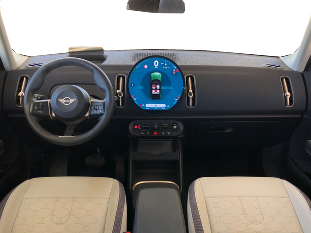 fotoG 6 del MINI MINI Countryman D 120 kW (163 CV) 163cv Diésel del 2024 en Madrid