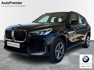 Fotos de BMW X1 sDrive18d color Negro. Año 2023. 110KW(150CV). Diésel. En concesionario Auto Premier, S.A. - MADRID de Madrid