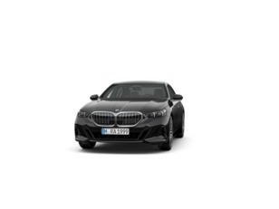 Fotos de BMW Serie 5 520i color Negro. Año 2024. 153KW(208CV). Gasolina. En concesionario Auto Premier, S.A. - MADRID de Madrid
