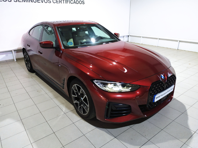 BMW Serie 4 420d Gran Coupe color Rojo. Año 2023. 140KW(190CV). Diésel. En concesionario Hispamovil Elche de Alicante
