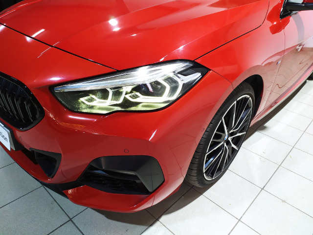 BMW Serie 2 220d Gran Coupe color Rojo. Año 2022. 140KW(190CV). Diésel. En concesionario Hispamovil Elche de Alicante