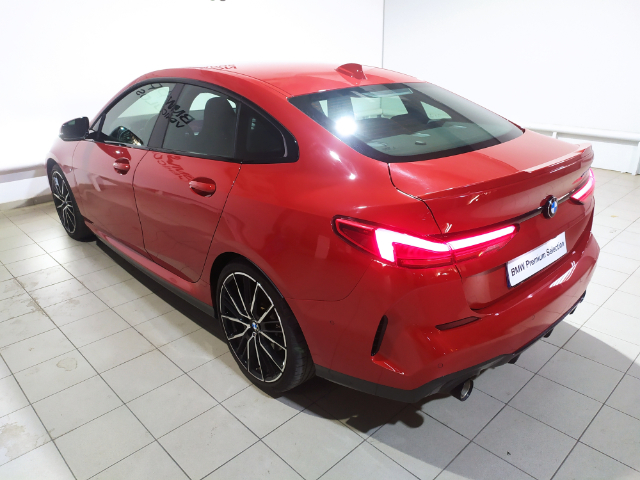 BMW Serie 2 220d Gran Coupe color Rojo. Año 2022. 140KW(190CV). Diésel. En concesionario Hispamovil Elche de Alicante