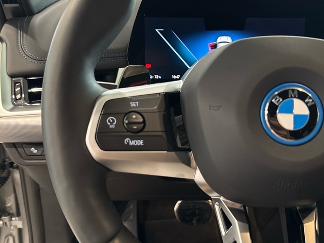 BMW iX1 eDrive20 color Gris Plata. Año 2025. 150KW(204CV). Eléctrico. En concesionario Burgocar (Bmw y Mini) de Burgos