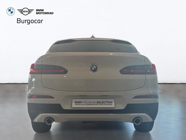 BMW X4 xDrive20d color Blanco. Año 2021. 140KW(190CV). Diésel. En concesionario Burgocar (Bmw y Mini) de Burgos