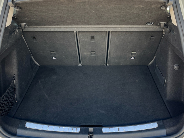 fotoG 16 del MINI MINI Countryman Cooper 100 kW (136 CV) 136cv Gasolina del 2022 en Murcia