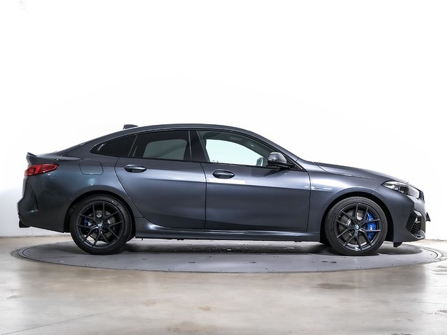 BMW Serie 2 218d Gran Coupe color Gris. Año 2021. 110KW(150CV). Diésel. En concesionario Oliva Motor Tarragona de Tarragona
