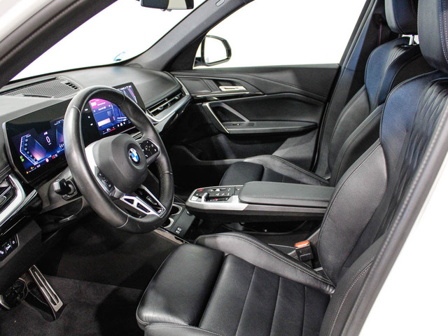 BMW X1 sDrive20d color Blanco. Año 2024. 120KW(163CV). Diésel. En concesionario Barcelona Premium -- GRAN VIA de Barcelona