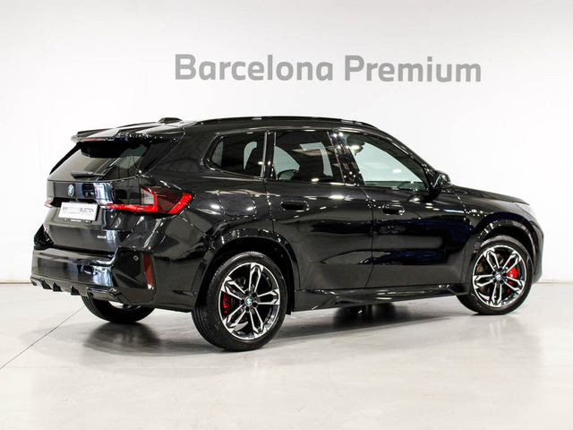 BMW X1 sDrive20d color Negro. Año 2024. 120KW(163CV). Diésel. En concesionario Barcelona Premium -- GRAN VIA de Barcelona