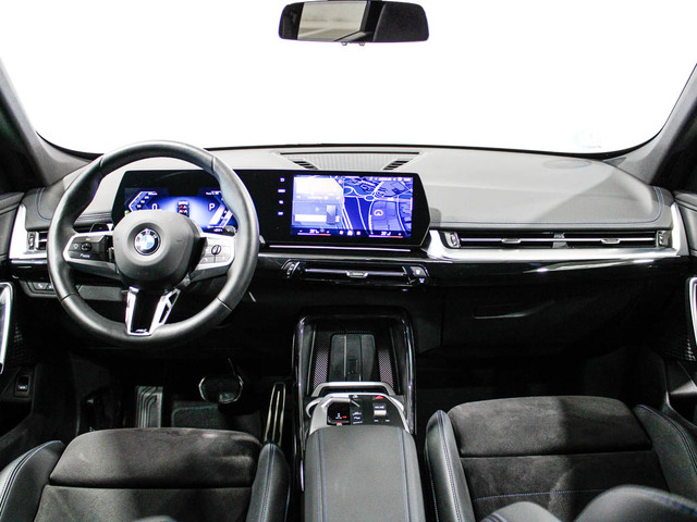BMW X1 sDrive20d color Negro. Año 2024. 120KW(163CV). Diésel. En concesionario Barcelona Premium -- GRAN VIA de Barcelona