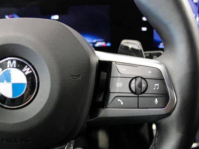 BMW X1 sDrive20d color Negro. Año 2024. 120KW(163CV). Diésel. En concesionario Barcelona Premium -- GRAN VIA de Barcelona
