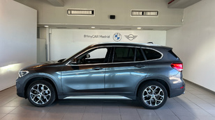 Fotos de BMW X1 sDrive18d color Gris. Año 2019. 110KW(150CV). Diésel. En concesionario BYmyCAR Madrid - Alcalá de Madrid