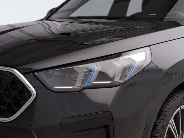 BMW X2 sDrive20i color Negro. Año 2024. 125KW(170CV). Gasolina. En concesionario Automotor Premium Viso - Málaga de Málaga