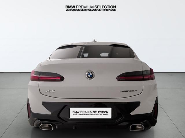 BMW X4 xDrive20d color Blanco. Año 2024. 140KW(190CV). Diésel. En concesionario Automotor Premium Velázquez - Málaga de Málaga