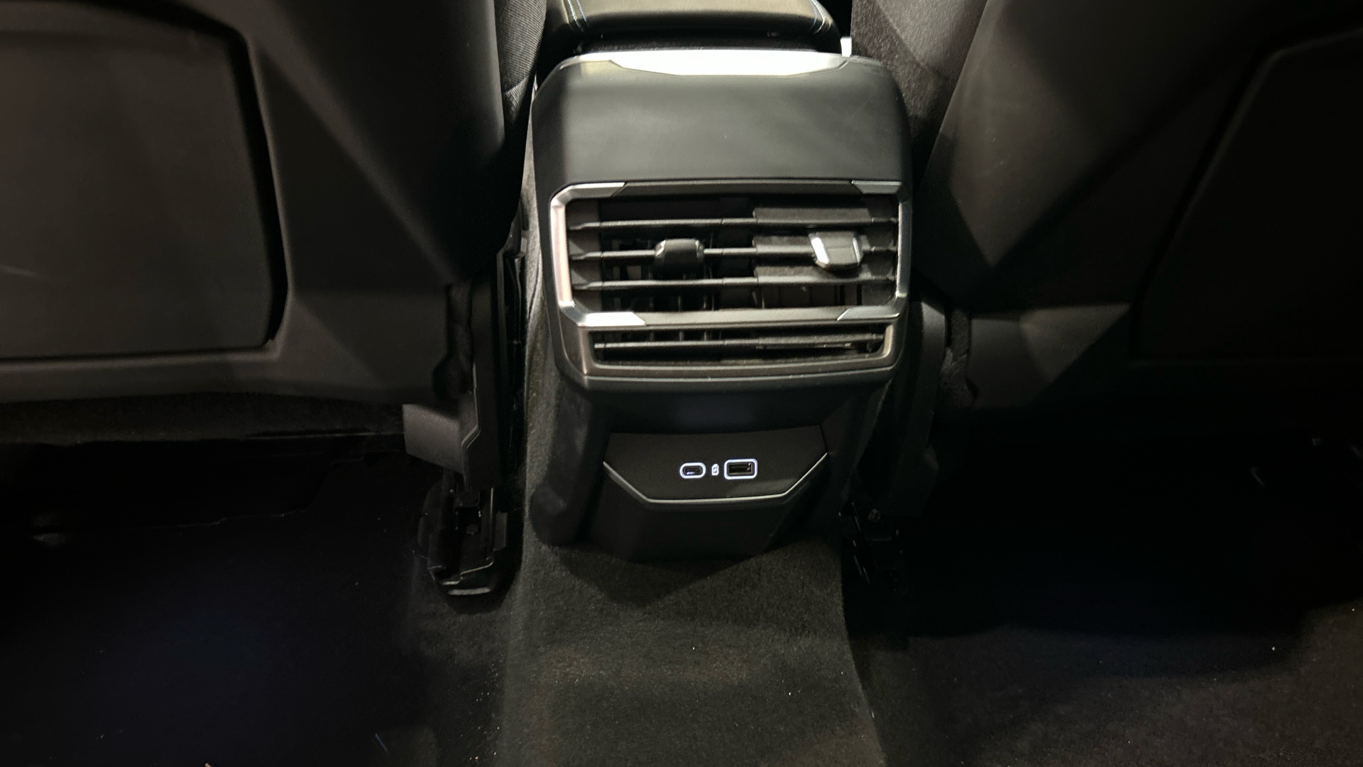 Lynk & Co 01 segunda mano 83007167 - 57 Lynk & Co 01 segunda mano 83007167 - 57