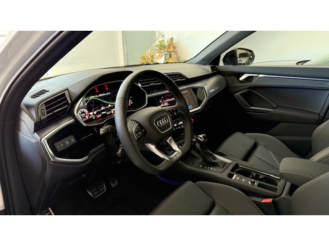 Audi Q3 Black line 35 TDI 110 kW (150 CV) S tronic