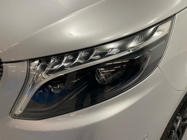 Mercedes-Benz Clase V V 300 d en Barcelona