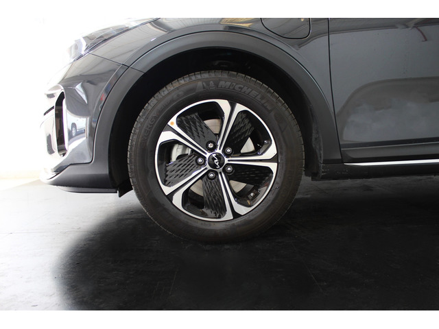 Foto 12 Kia XCeed 1.6 GDi PHEV eDrive 104 kW (141 CV)