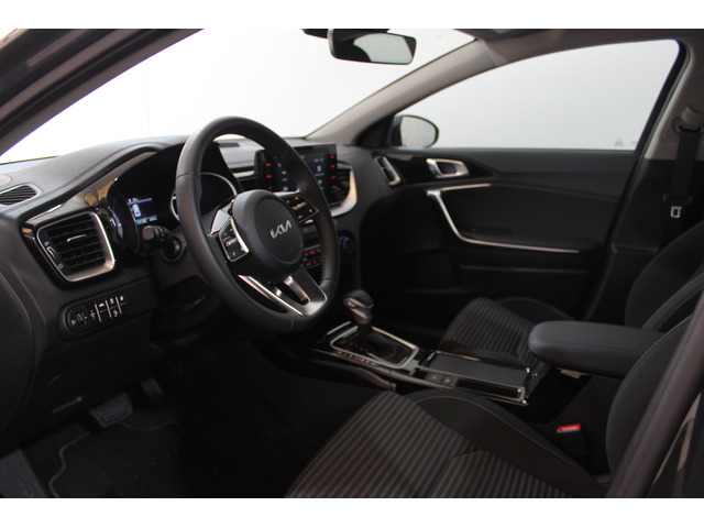 Foto 19 Kia XCeed 1.6 GDi PHEV eDrive 104 kW (141 CV)