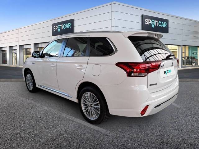 Mitsubishi Outlander 2.4 PHEV Kaiteki 4WD Auto 165 kW (224 CV)