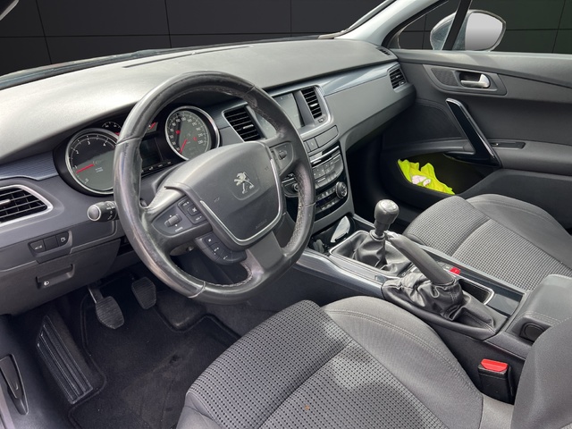 Peugeot 508 SW HDI 140 Business Line 103 kW (140 CV)