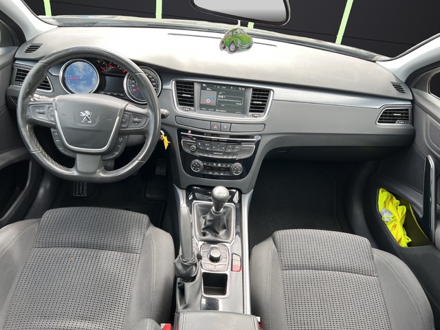 Peugeot 508 SW HDI 140 Business Line 103 kW (140 CV)