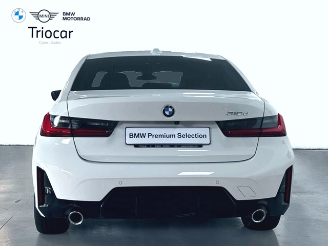 BMW Serie 3 318d color Blanco. Año 2025. 110KW(150CV). Diésel. En concesionario Triocar Gijón (Bmw y Mini) de Asturias