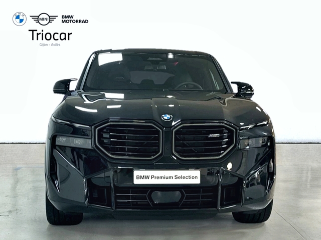 BMW XM 50e color Negro. Año 2025. 350KW(476CV). Híbrido Electro/Gasolina. En concesionario Triocar Gijón (Bmw y Mini) de Asturias