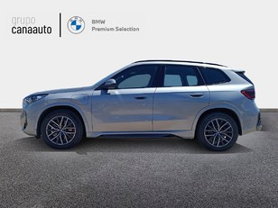 Fotos de BMW X1 xDrive30e color Gris Plata. Año 2024. 240KW(326CV). Híbrido Electro/Gasolina. En concesionario TACO de Sta. C. Tenerife