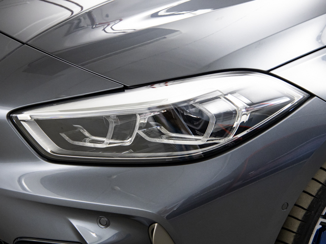 BMW Serie 1 M135i color Gris. Año 2021. 225KW(306CV). Gasolina. En concesionario BMW Fuenteolid Valladolid de Valladolid