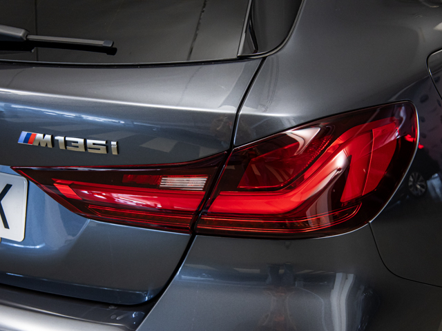 BMW Serie 1 M135i color Gris. Año 2021. 225KW(306CV). Gasolina. En concesionario BMW Fuenteolid Valladolid de Valladolid