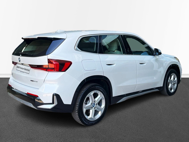 Foto 4 BMW X1 xDrive30e 240 kW (326 CV)