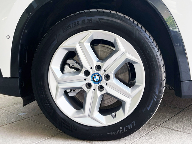 BMW X1 xDrive30e color Blanco. Año 2024. 240KW(326CV). Híbrido Electro/Gasolina. En concesionario Murcia Premium S.L. AV DEL ROCIO de Murcia