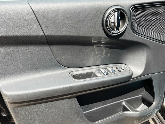 fotoG 10 del MINI MINI Countryman Cooper D 110 kW (150 CV) 150cv Diésel del 2024 en Murcia