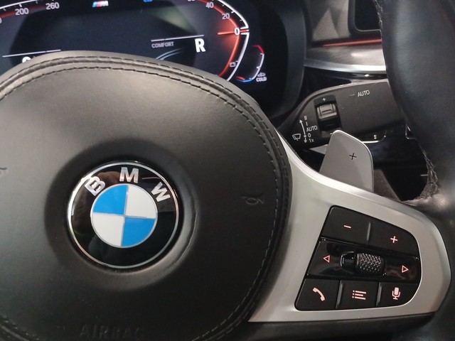 BMW Serie 5 520d color Gris. Año 2021. 140KW(190CV). Diésel. En concesionario Enekuri Motor de Vizcaya