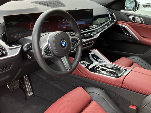 BMW X6 xDrive40d color Naranja. Año 2024. 259KW(352CV). Diésel. En concesionario Bernesga Motor León (Bmw y Mini) de León