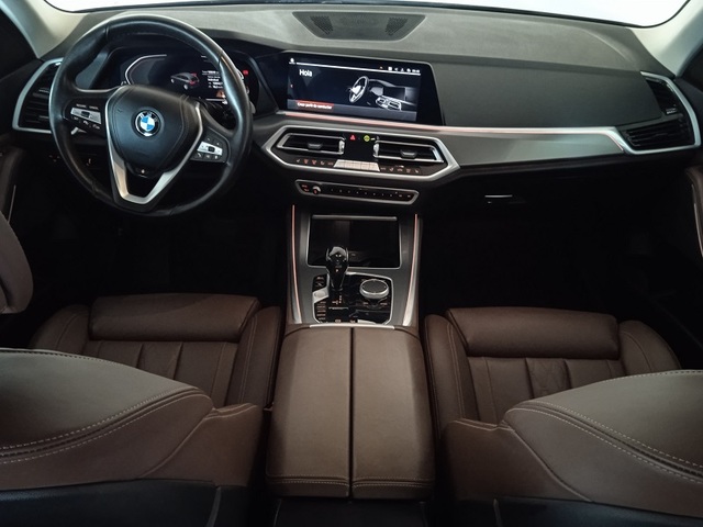 BMW X5 xDrive30d color Gris oscuro. Año 2021. 210KW(286CV). Diésel. En concesionario ALBAMOCION CIUDAD REAL de Ciudad Real