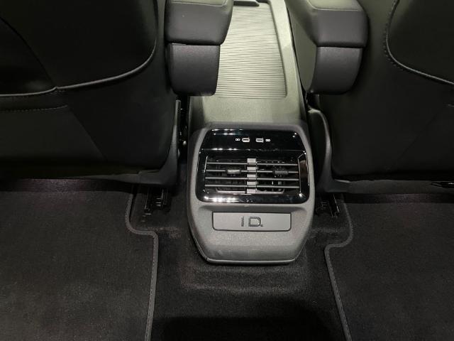 Volkswagen ID.4 Pro 77kWh 210 kW (286 CV)